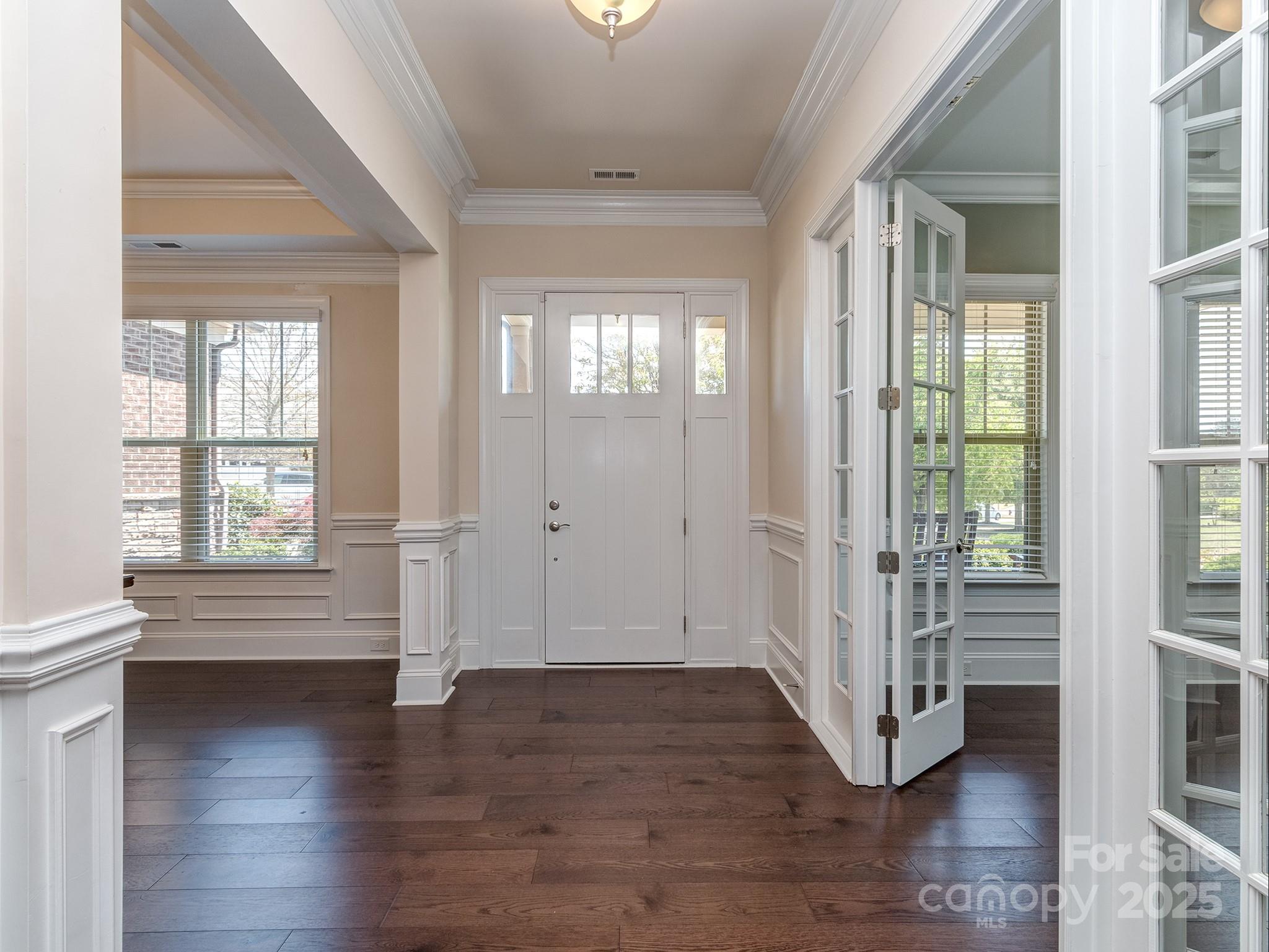 323 Cheshire Lane