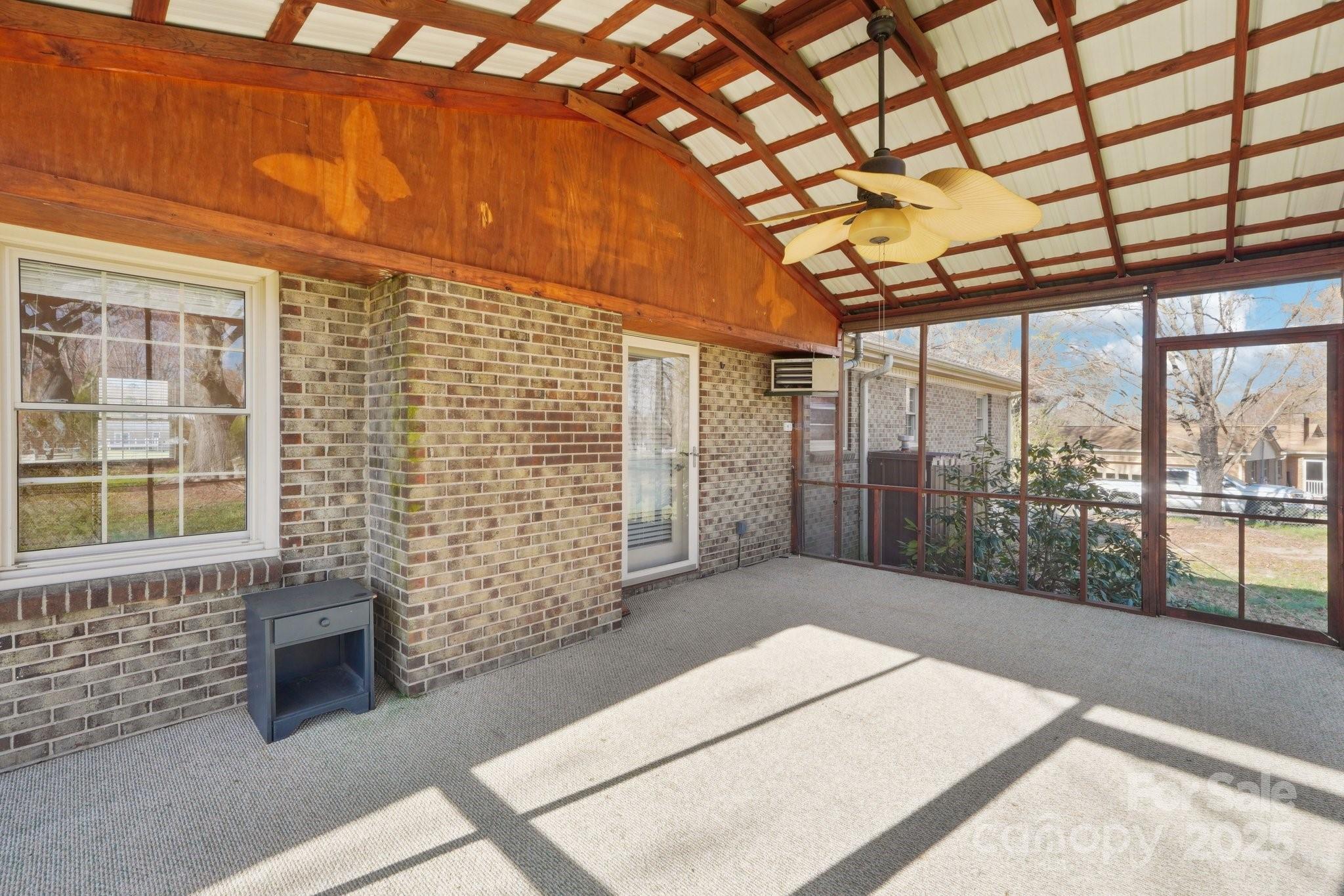 White Plains - Residential