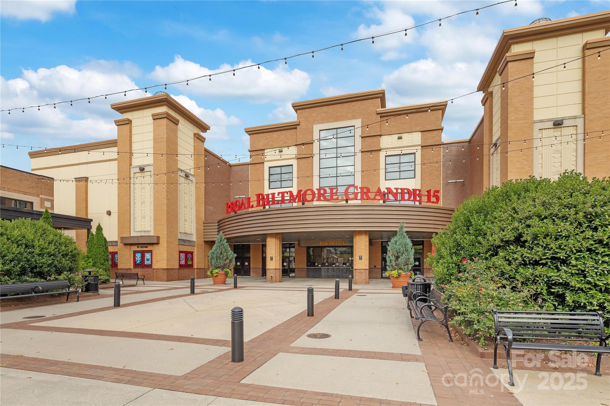 Biltmore Park Town Square - Residential