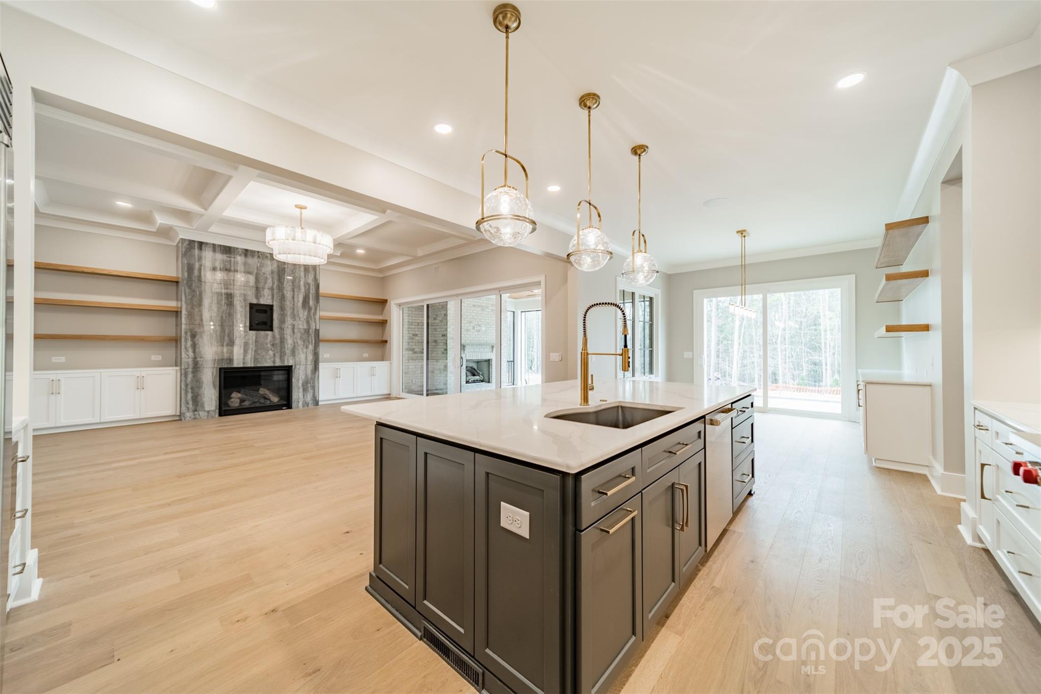 Twin Lakes - Residential