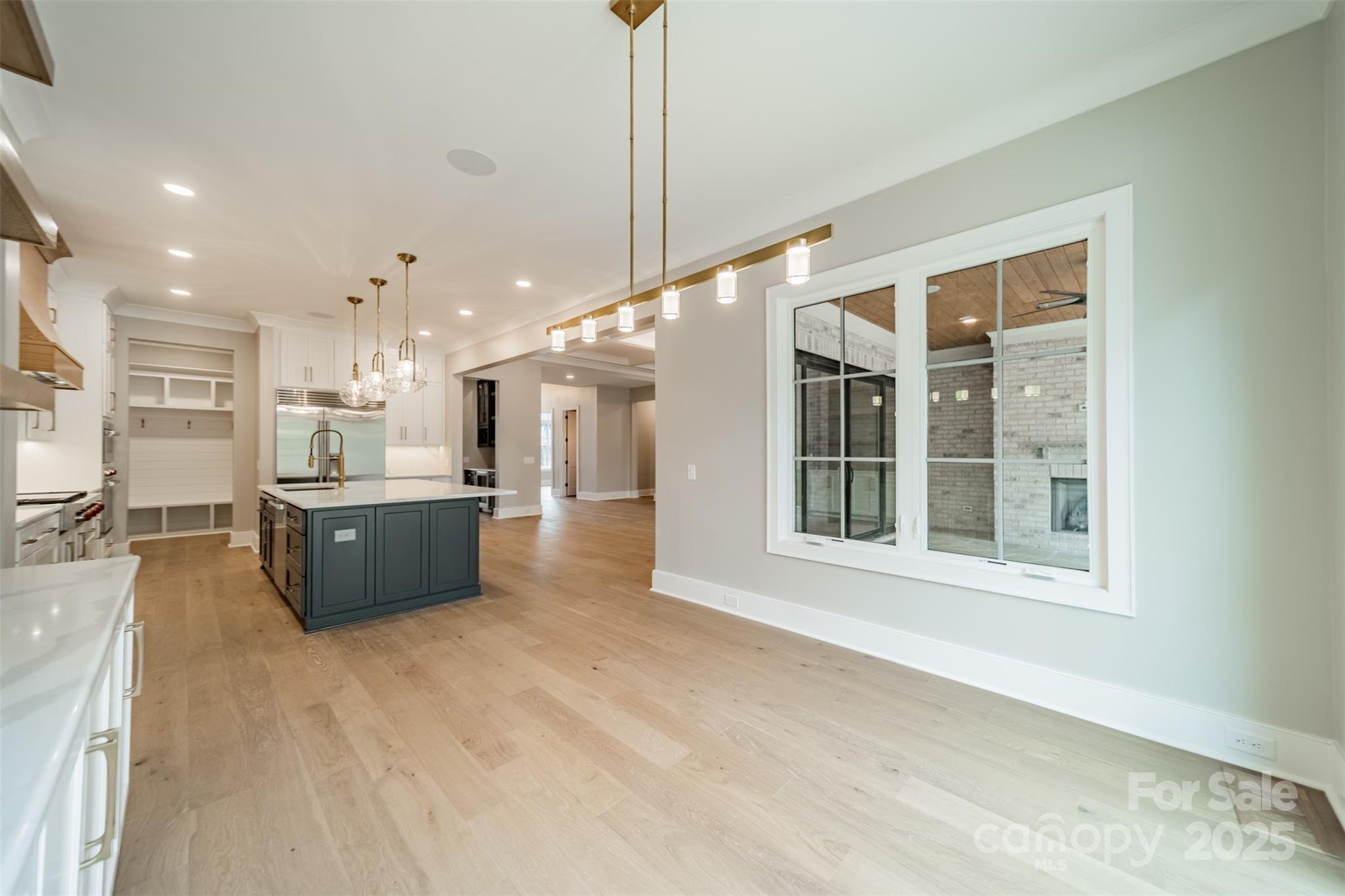 Twin Lakes - Residential