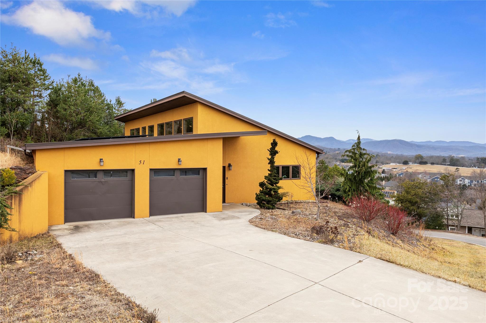 51 Climbing Aster Way