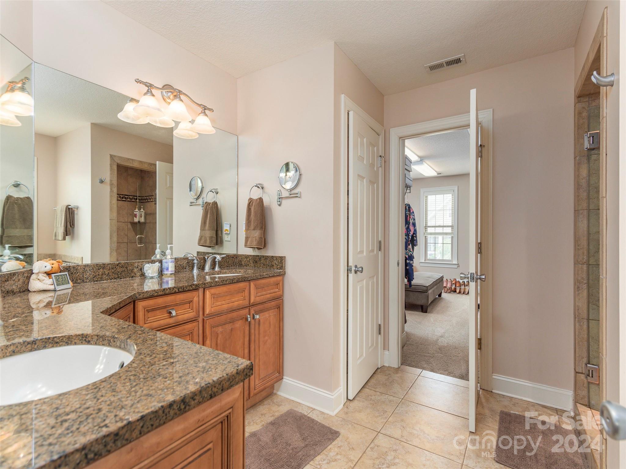 Ledgestone - Residential