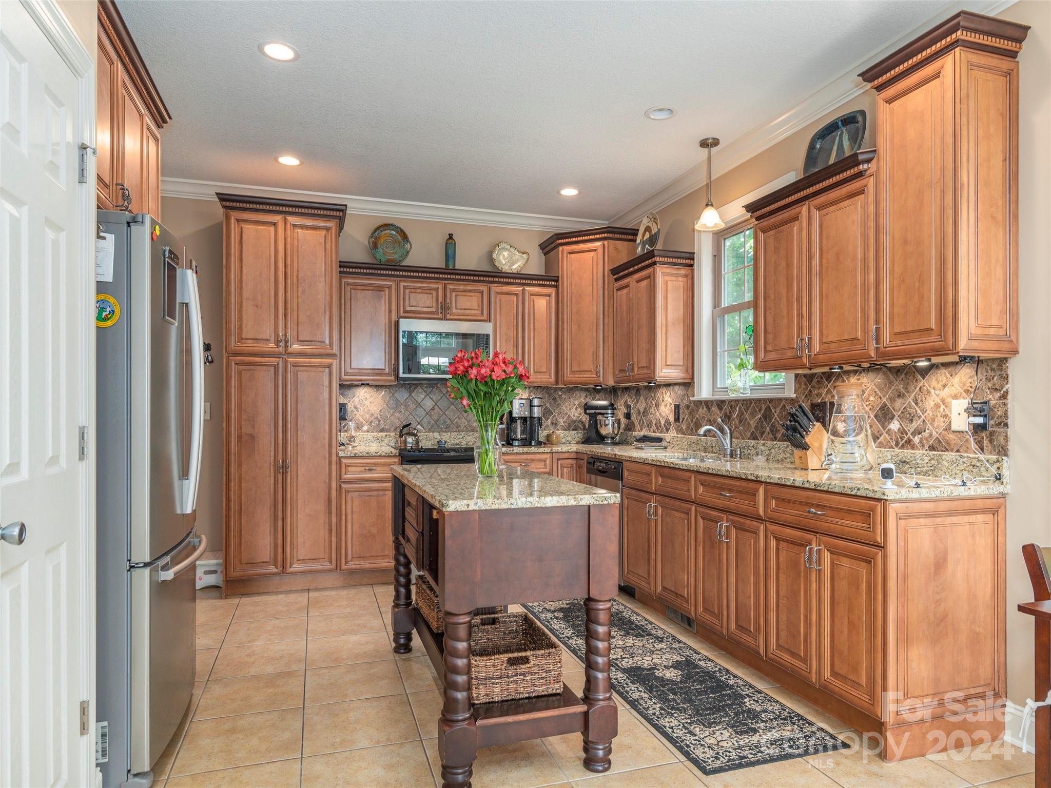 Ledgestone - Residential