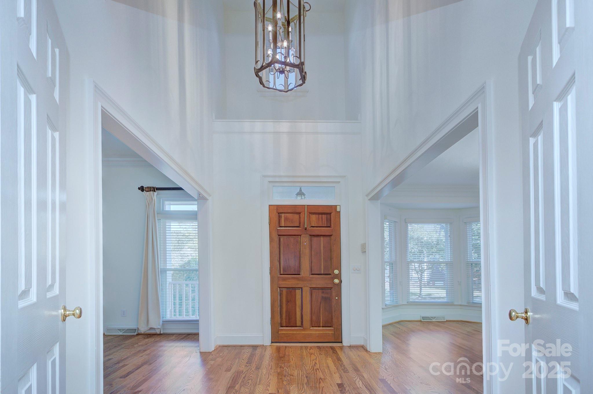 8044 Hawk Crest Court