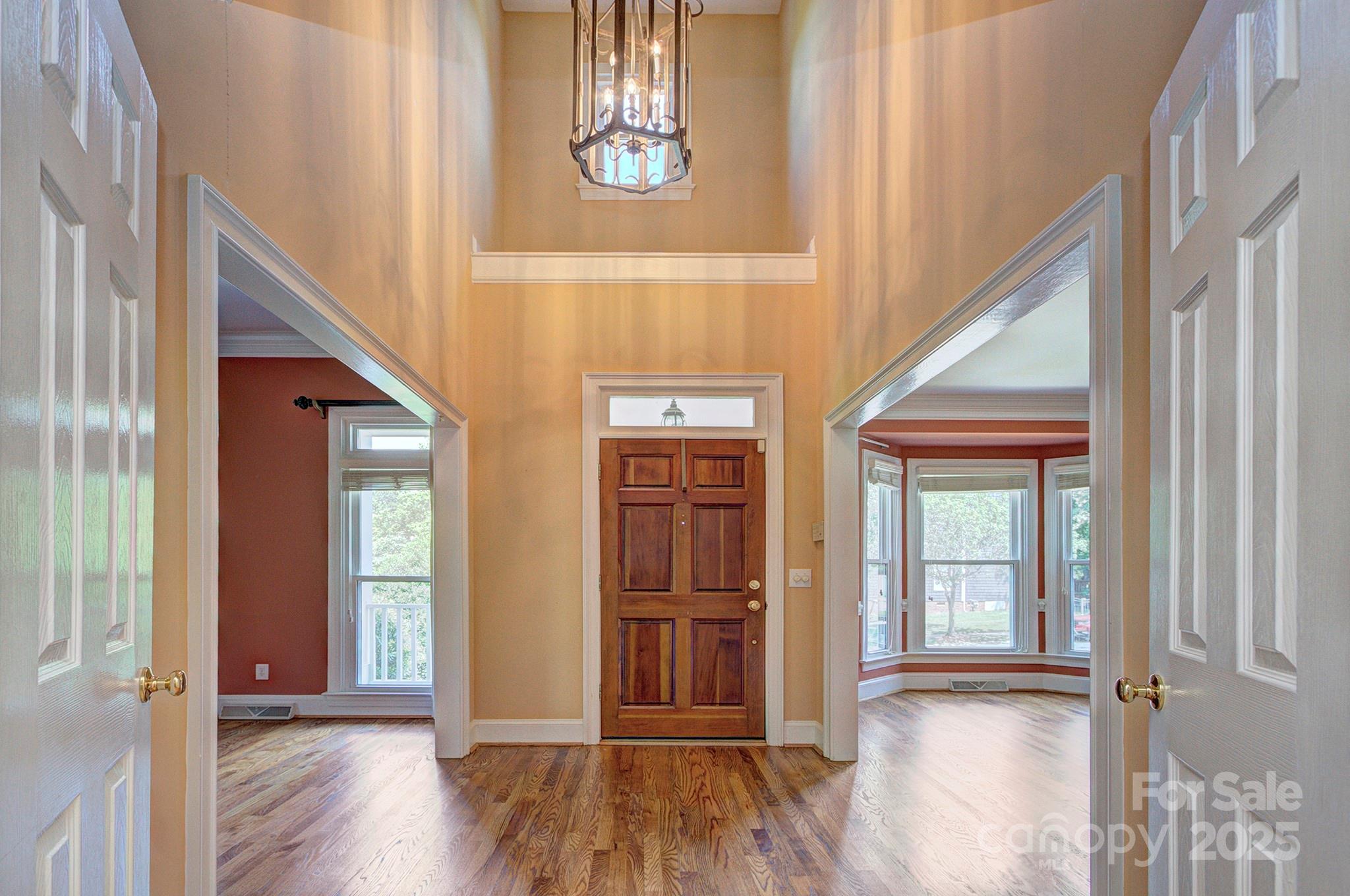 8044 Hawk Crest Court