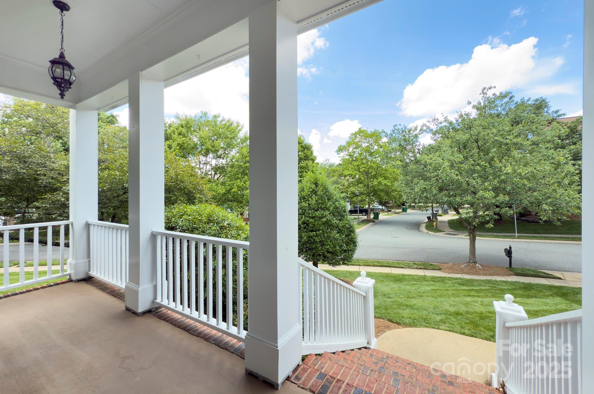 8044 Hawk Crest Court
