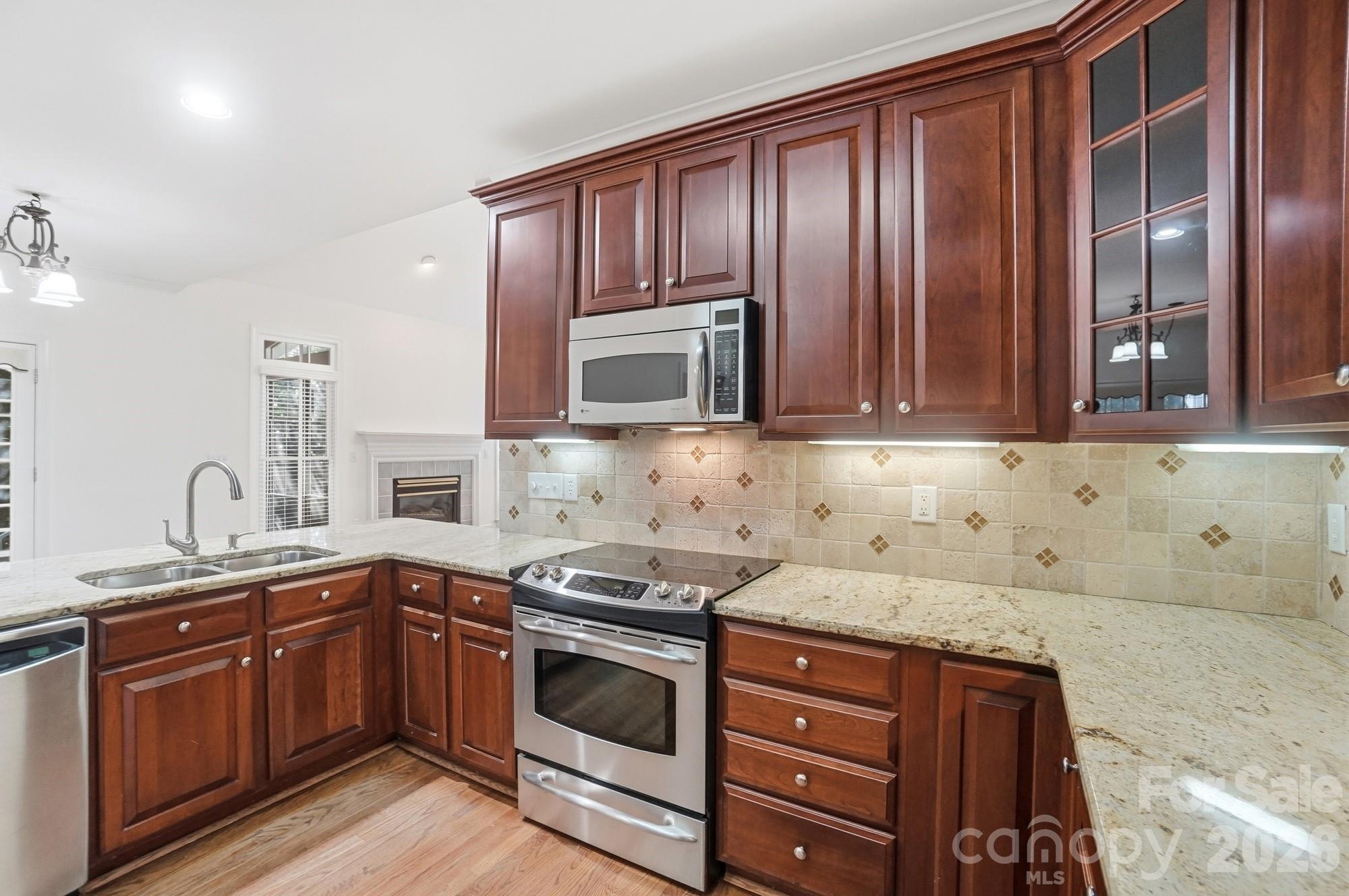 Beverly Crest - Residential