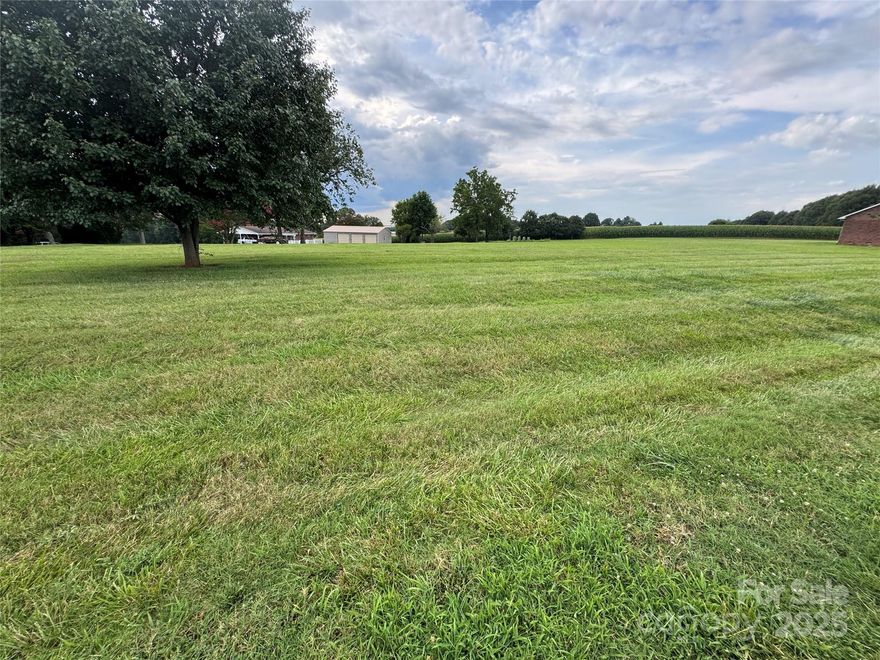 Do you want quiet country living or an investment opportunity?  This lot has it all.  Almost a full acre, this lot has already had a soil test done for a duplex.  So it can be an investment with two rentals!  The opportunities are endless on this one and it is ready to go. Already cleared and nearly flat! **Multiple Offers received Highest and best by 5pm July 23