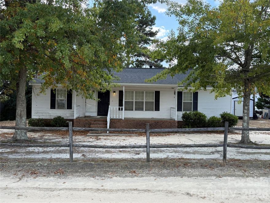 Welcome to this charming 3-bedroom, 2-bath single-family home nestled on a spacious 0.62-acre lot in Pageland. Built in 1996, this model offers approximately 1296 sq ft of comfortable living space. Bright and open, the layout lends itself well to relaxed everyday living or entertaining friends and family. Situated on over half an acre, the grounds offer room for outdoor living, gardening, or simply enjoying peace and space.
Conveniently located in a friendly Chesterfield County neighborhood, this property gives you the benefits of country living with easy access to Pageland and nearby amenities. Whether you’re seeking your forever home or a down-sized retreat, 367 High Point Church Rd offers both comfort and value. Don’t miss your chance to see it in person — schedule your showing today!  SELLER IS OFFERING $5000 ALLOWANCE FOR ANY UPDATES YOU DESIRE!!!!