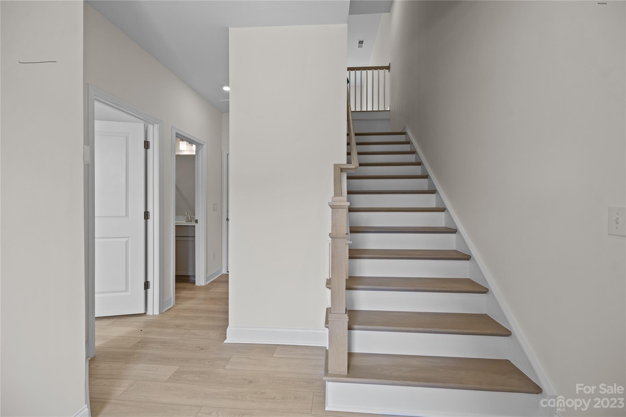 The Townes of Cotswold - Residential