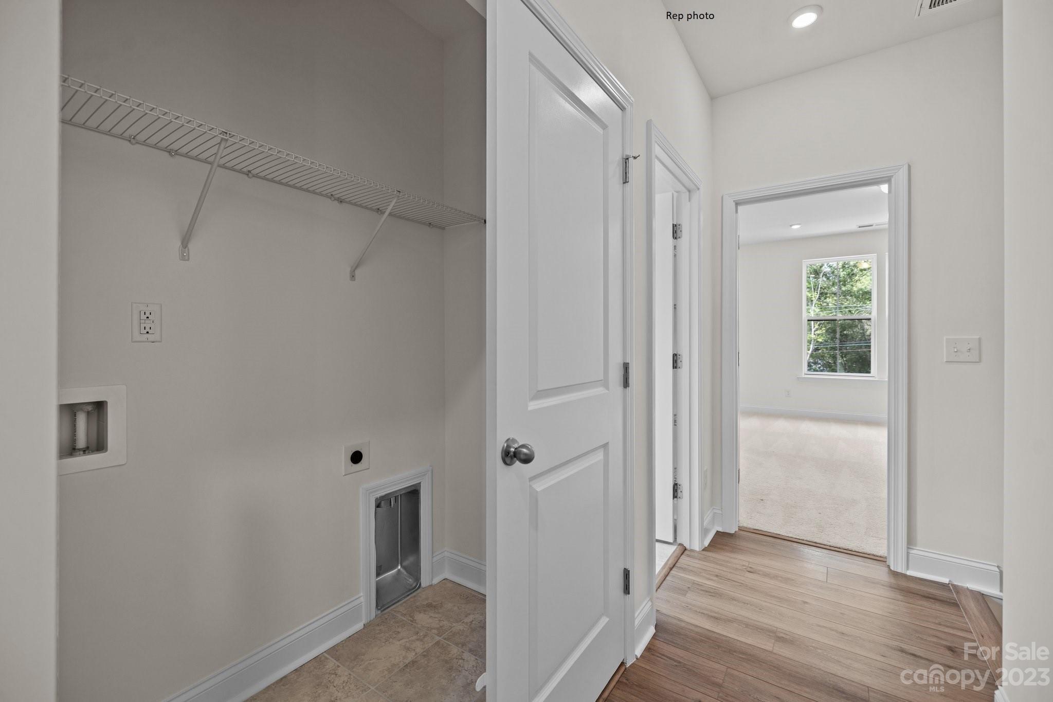 The Townes of Cotswold - Residential