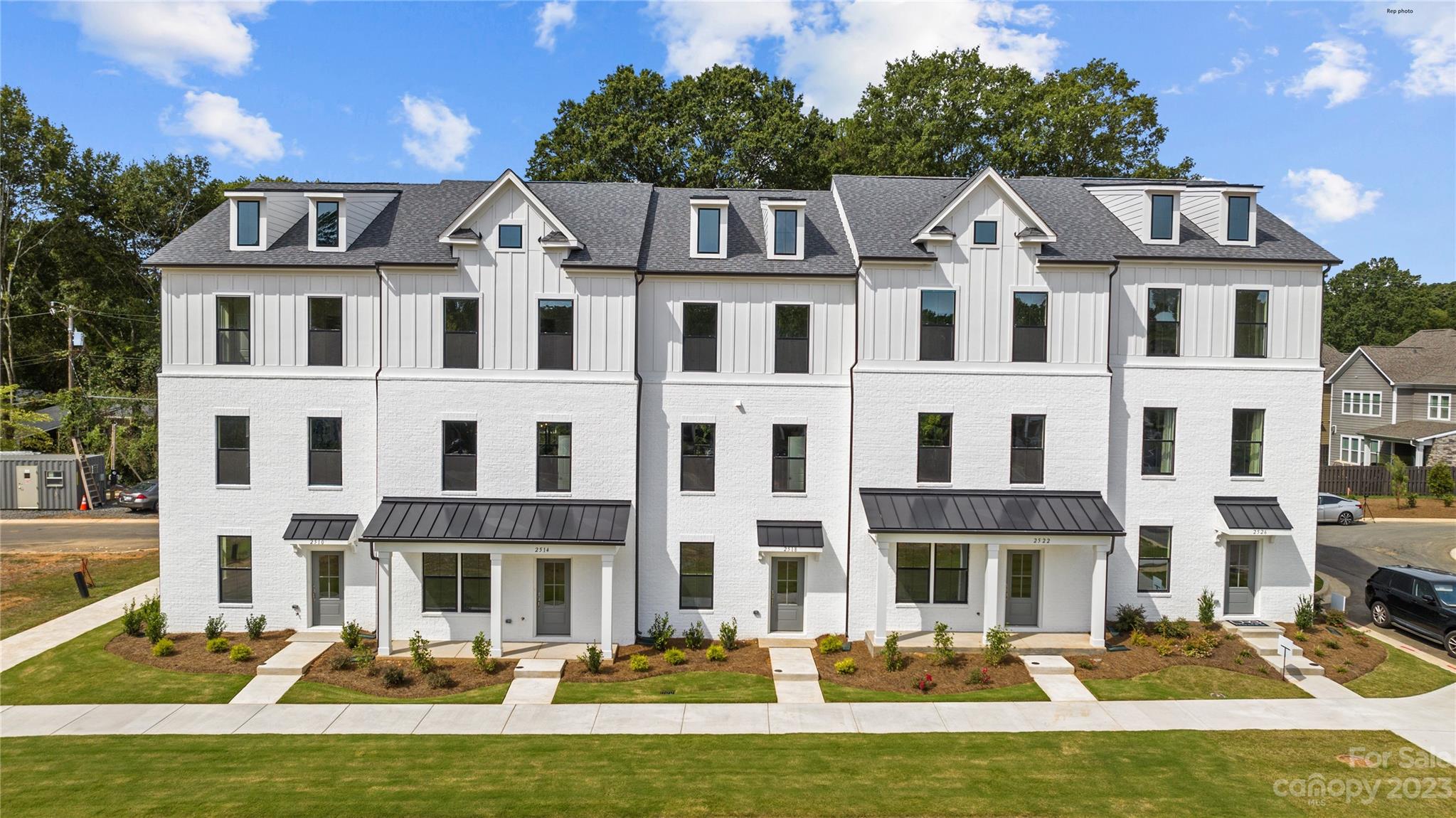 The Townes of Cotswold - Residential