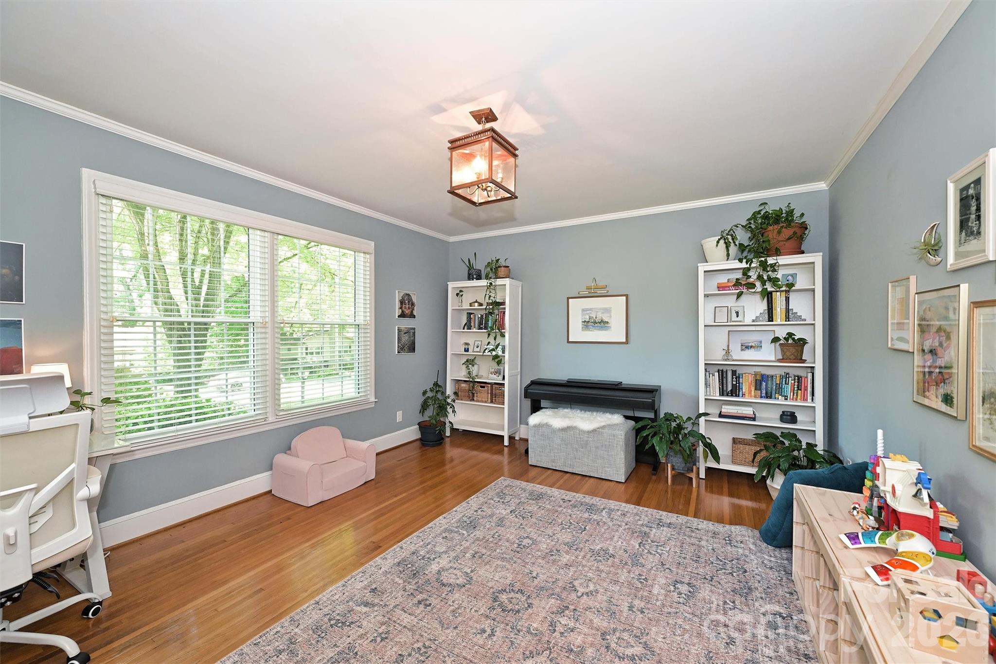 Montclaire - Residential