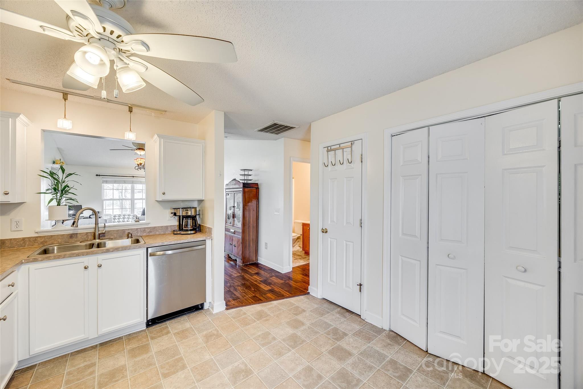 Amber Ridge - Residential