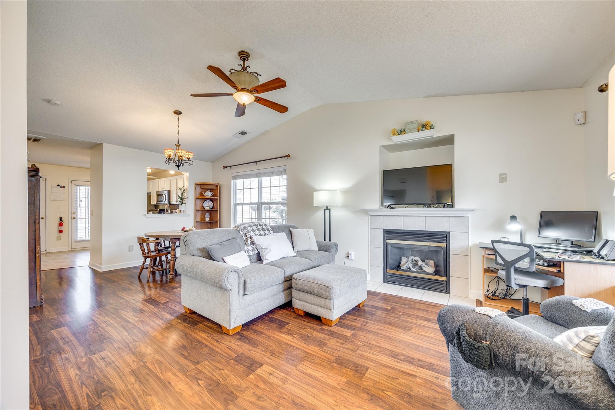 Amber Ridge - Residential