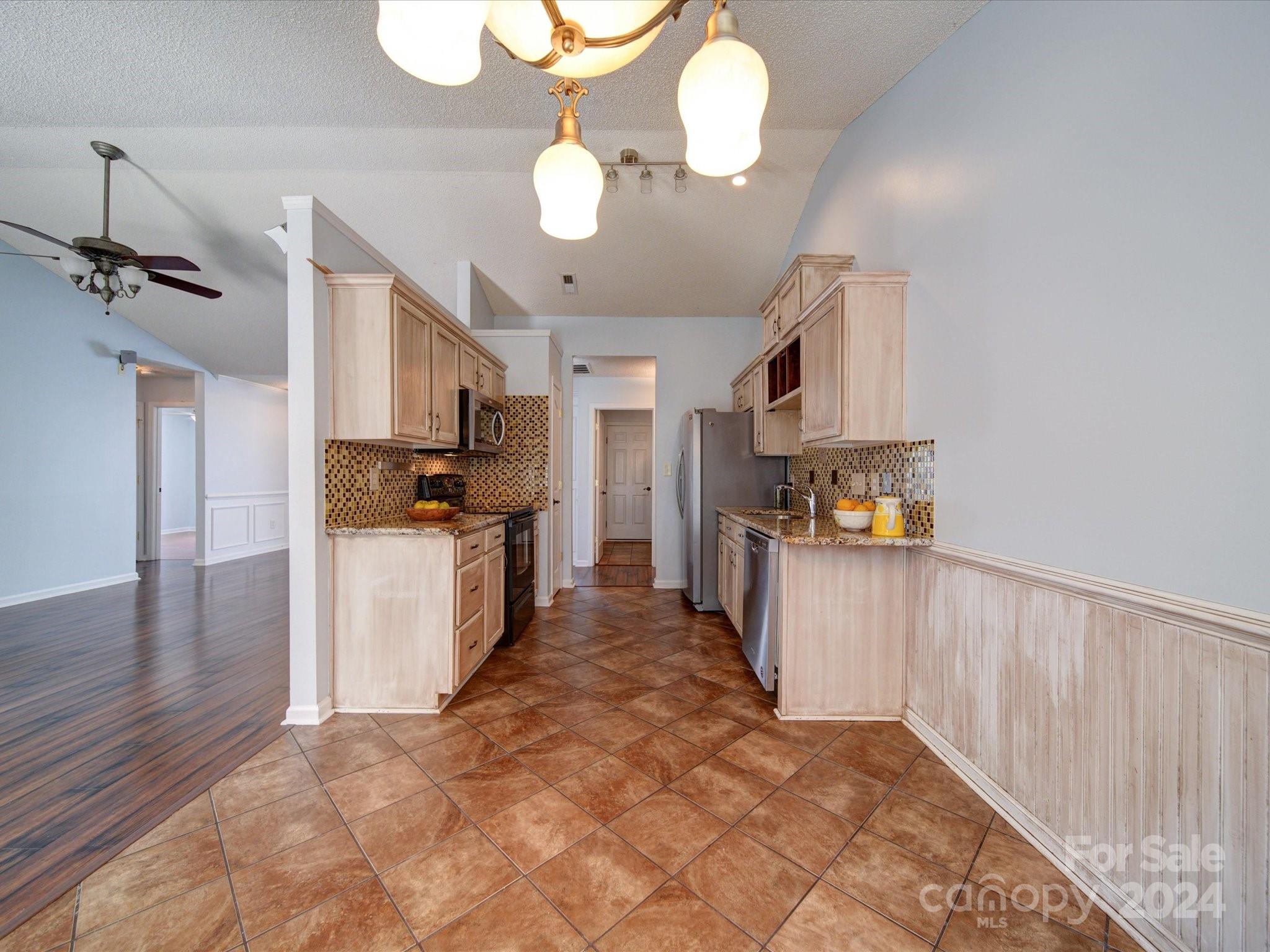 Stone Hollow - Residential