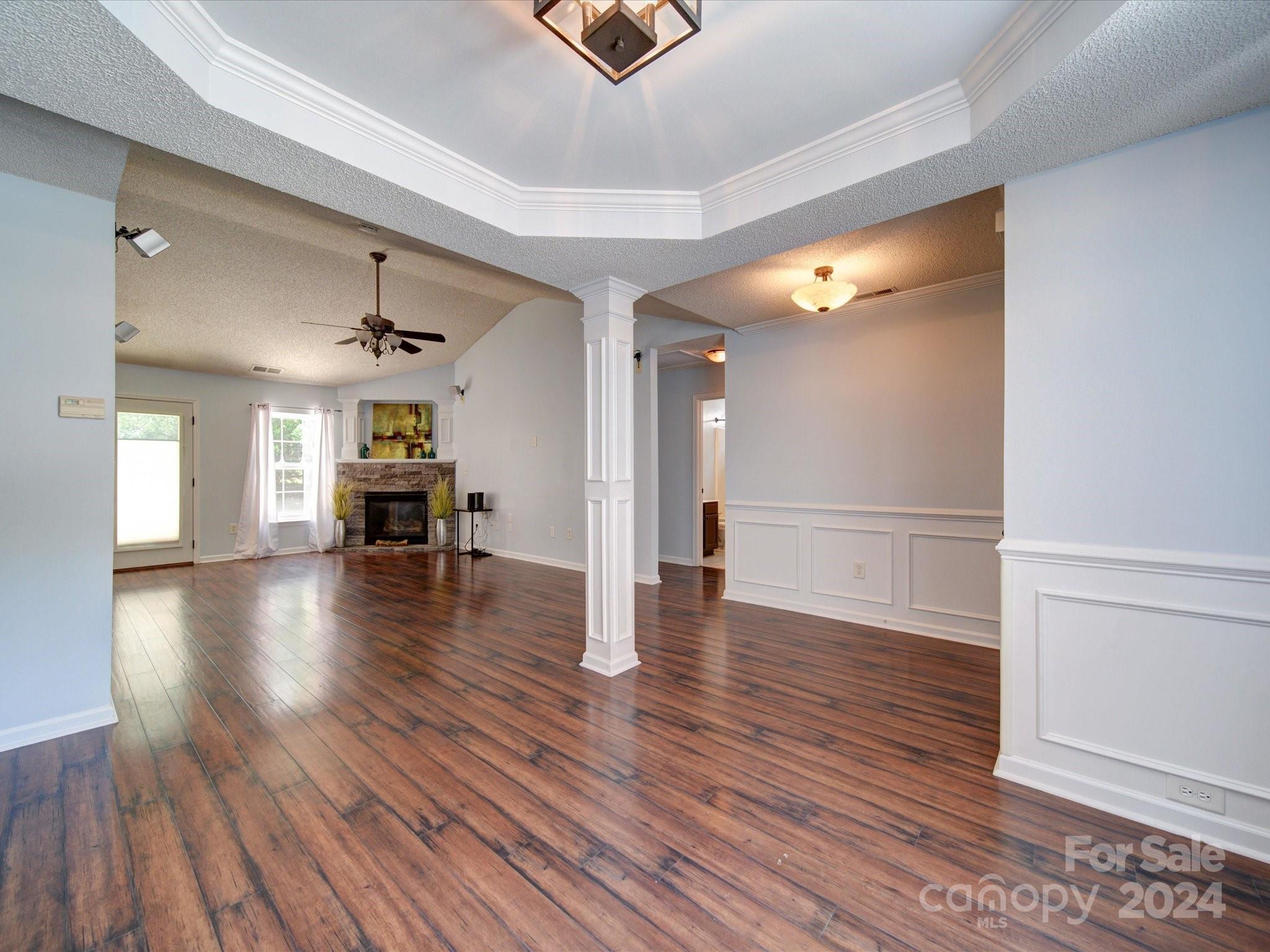 Stone Hollow - Residential