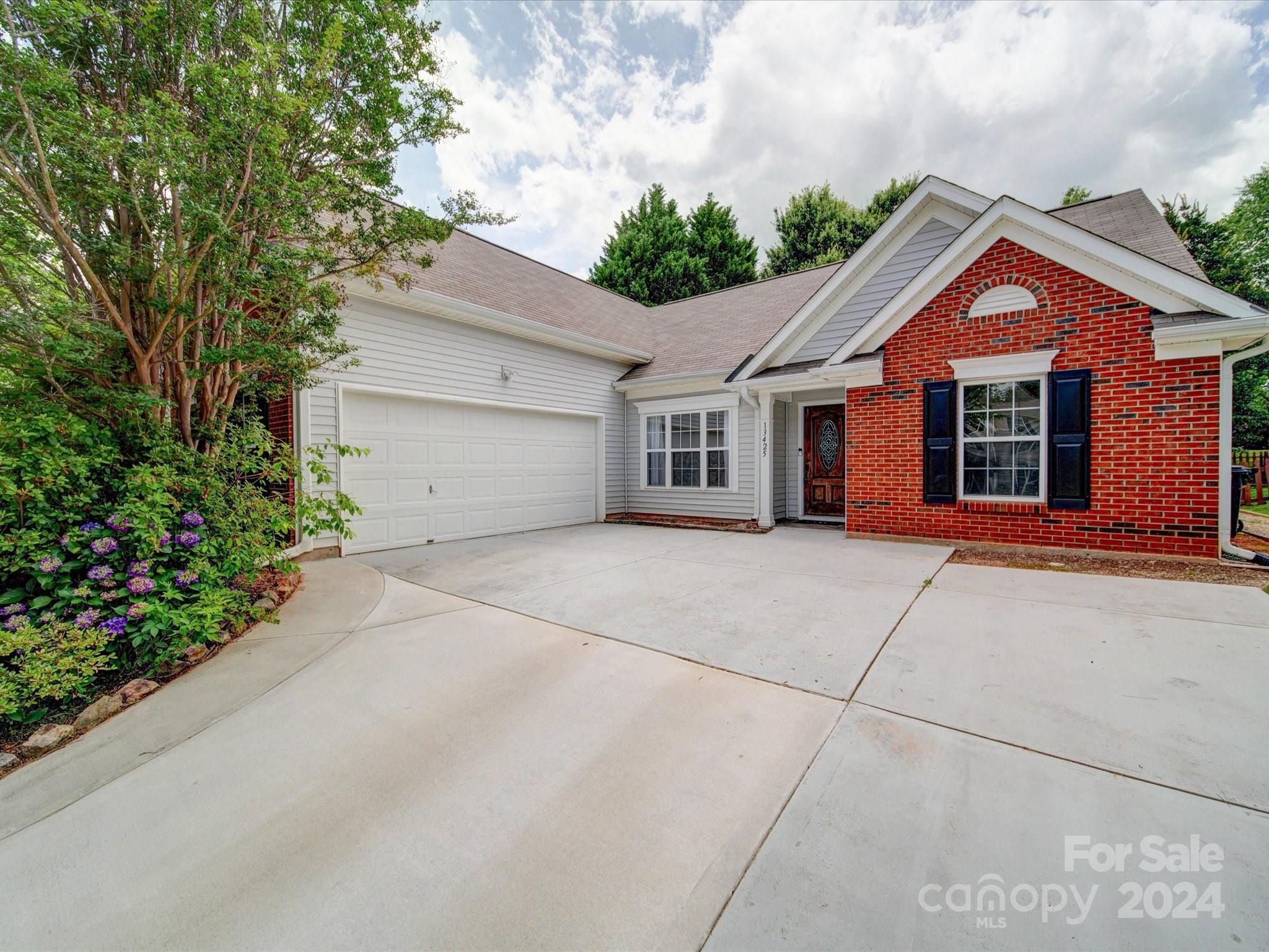 Stone Hollow - Residential