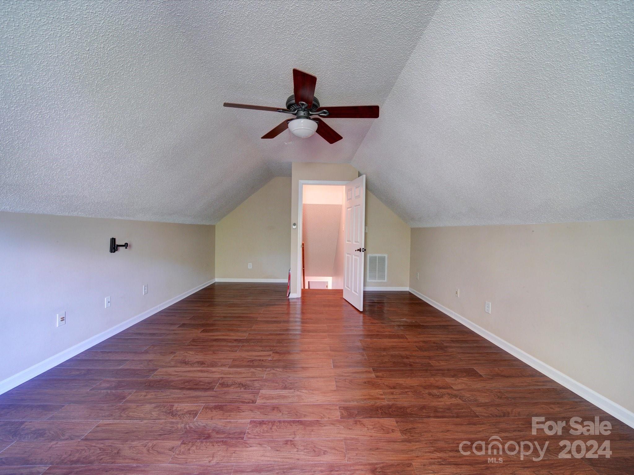 Stone Hollow - Residential