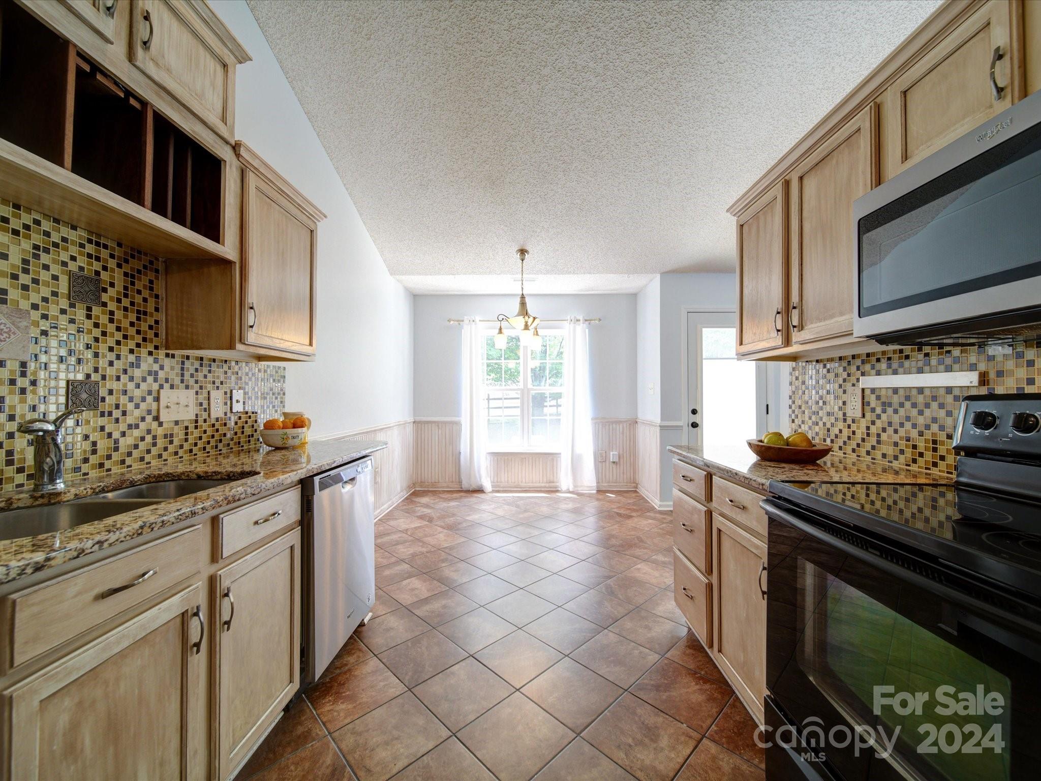 Stone Hollow - Residential