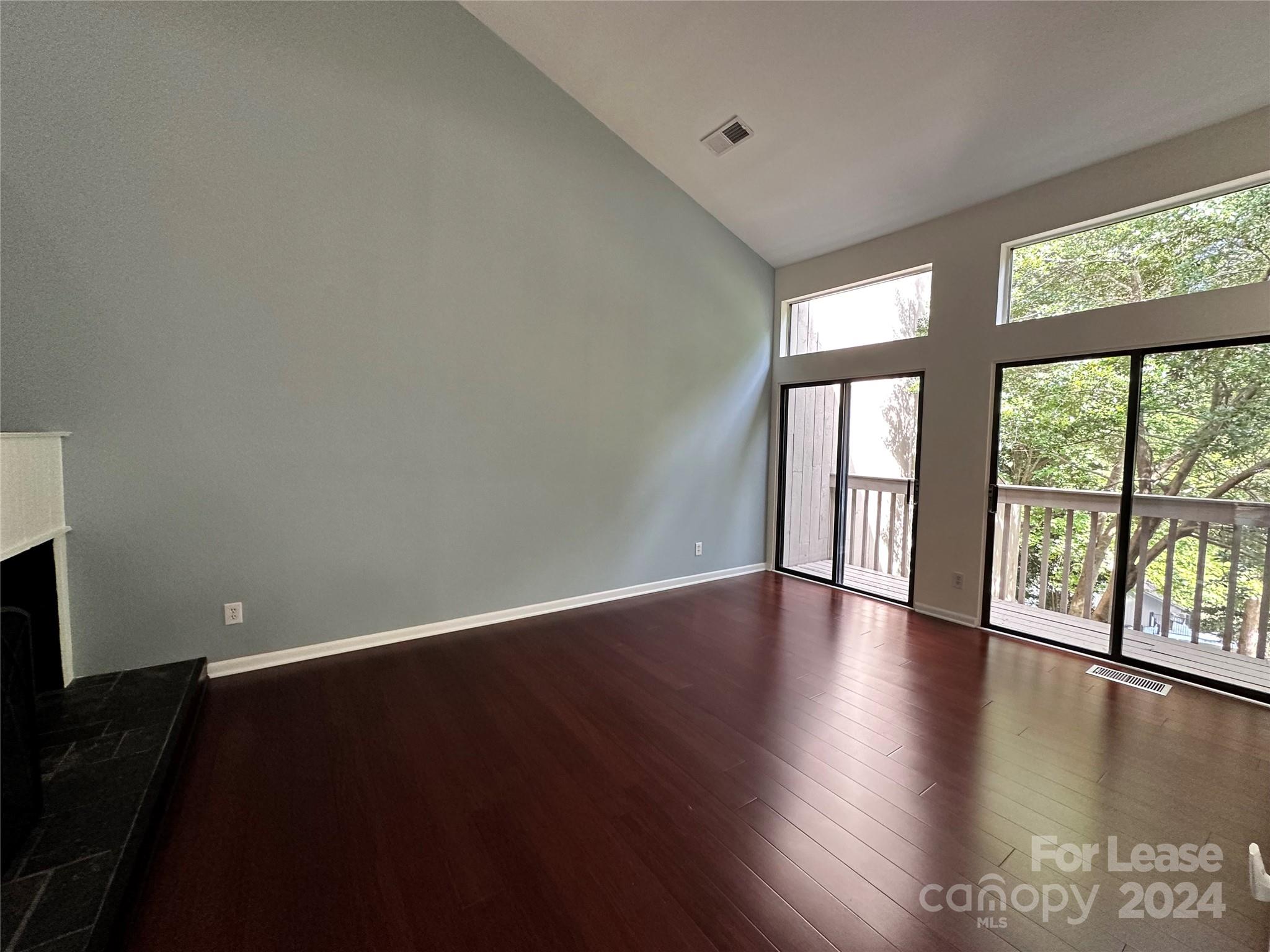 River Hills - Residential Lease