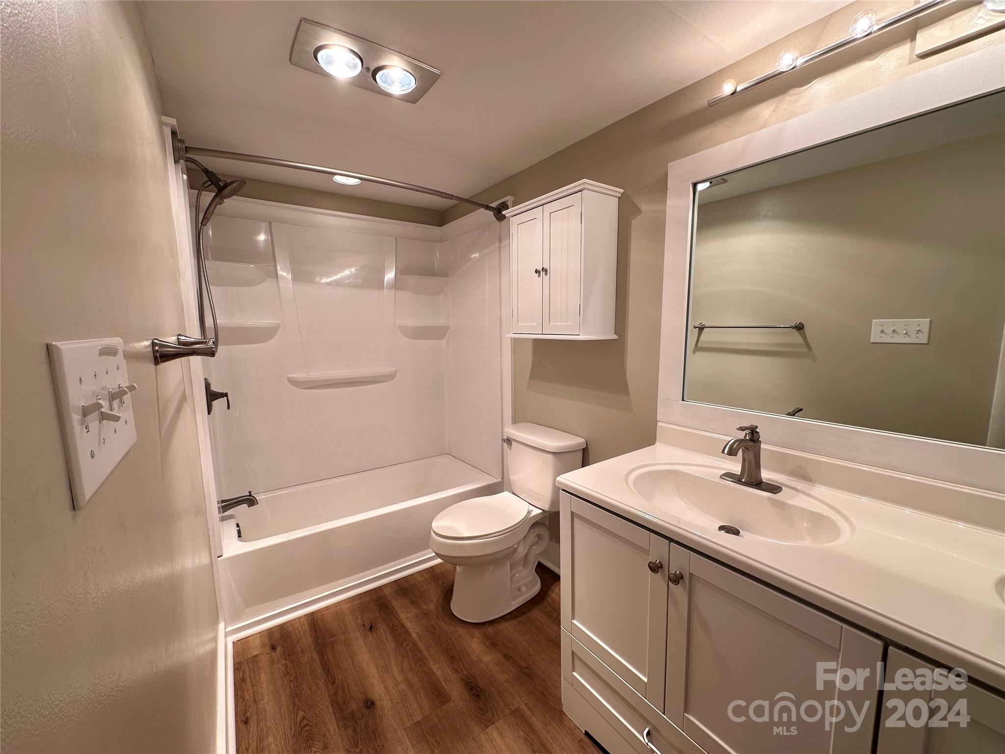 River Hills - Residential Lease