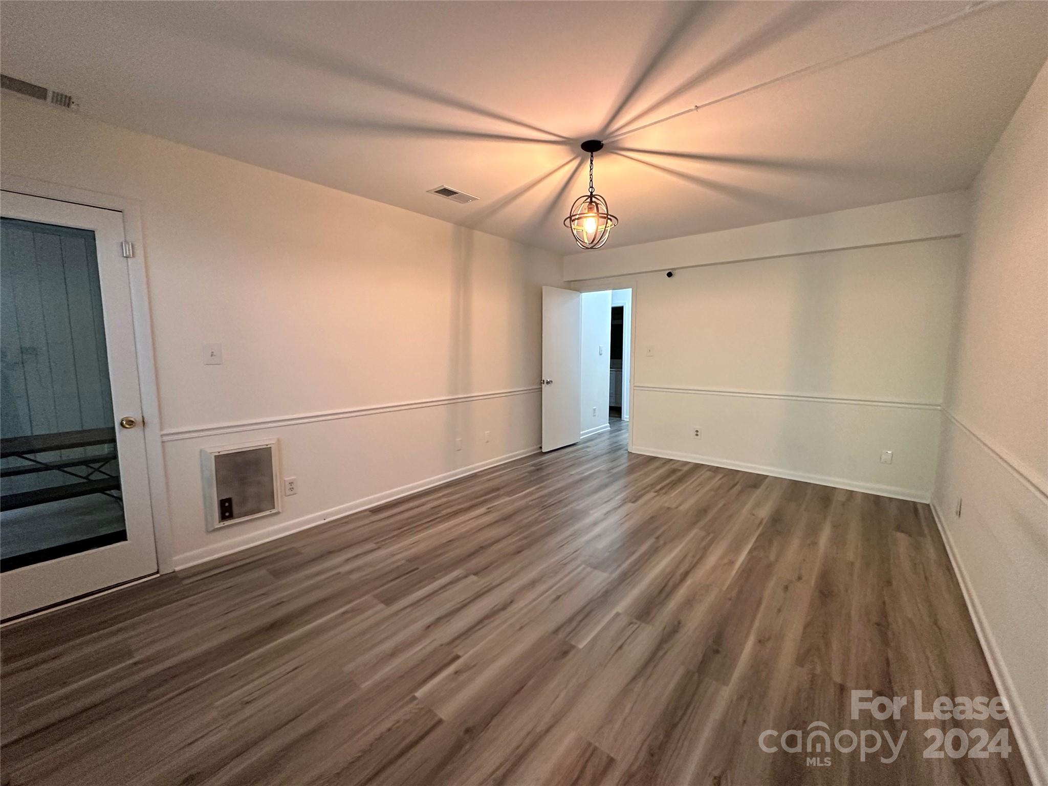 River Hills - Residential Lease