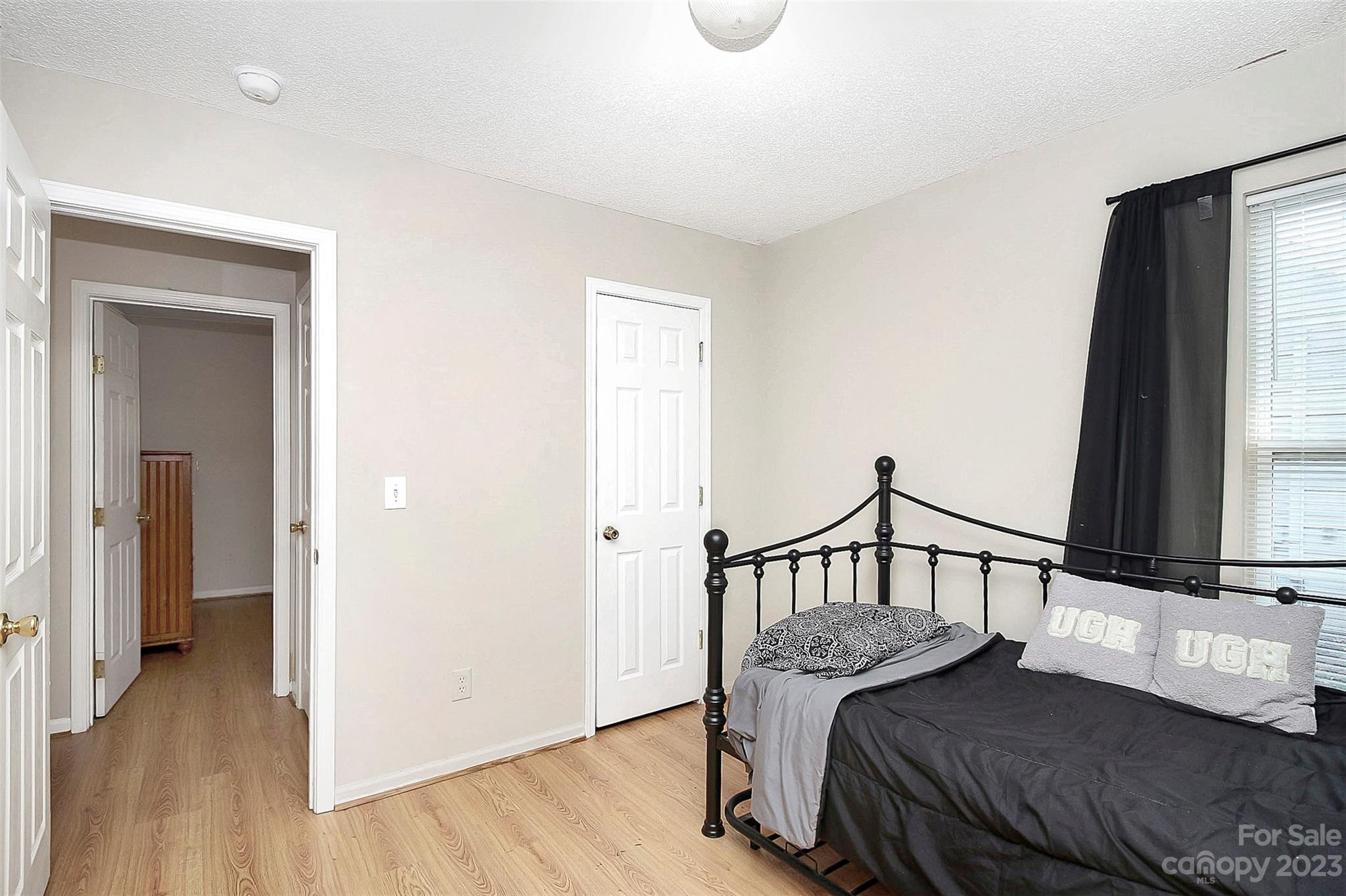 Longview Oaks - Residential