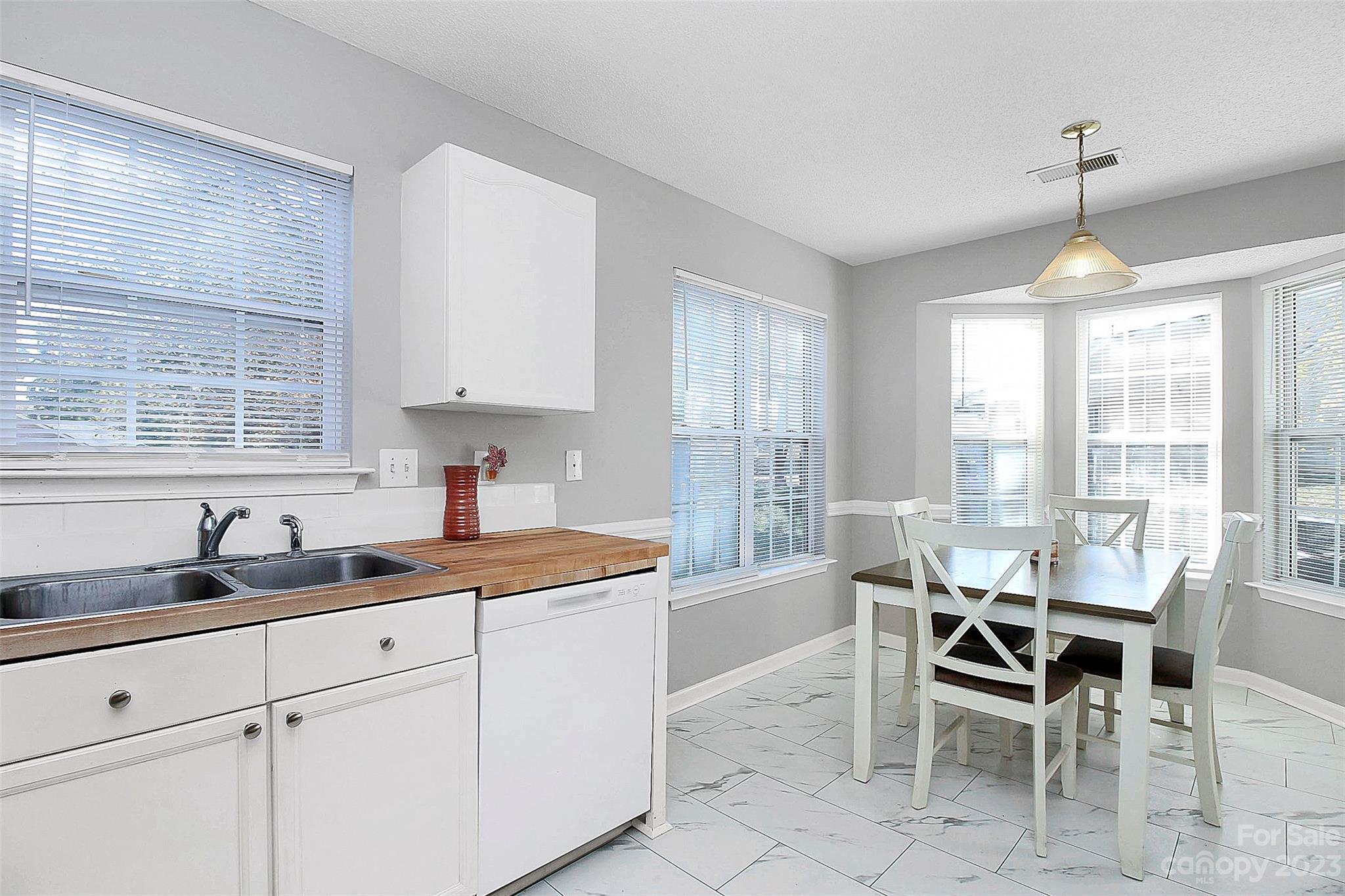 Longview Oaks - Residential