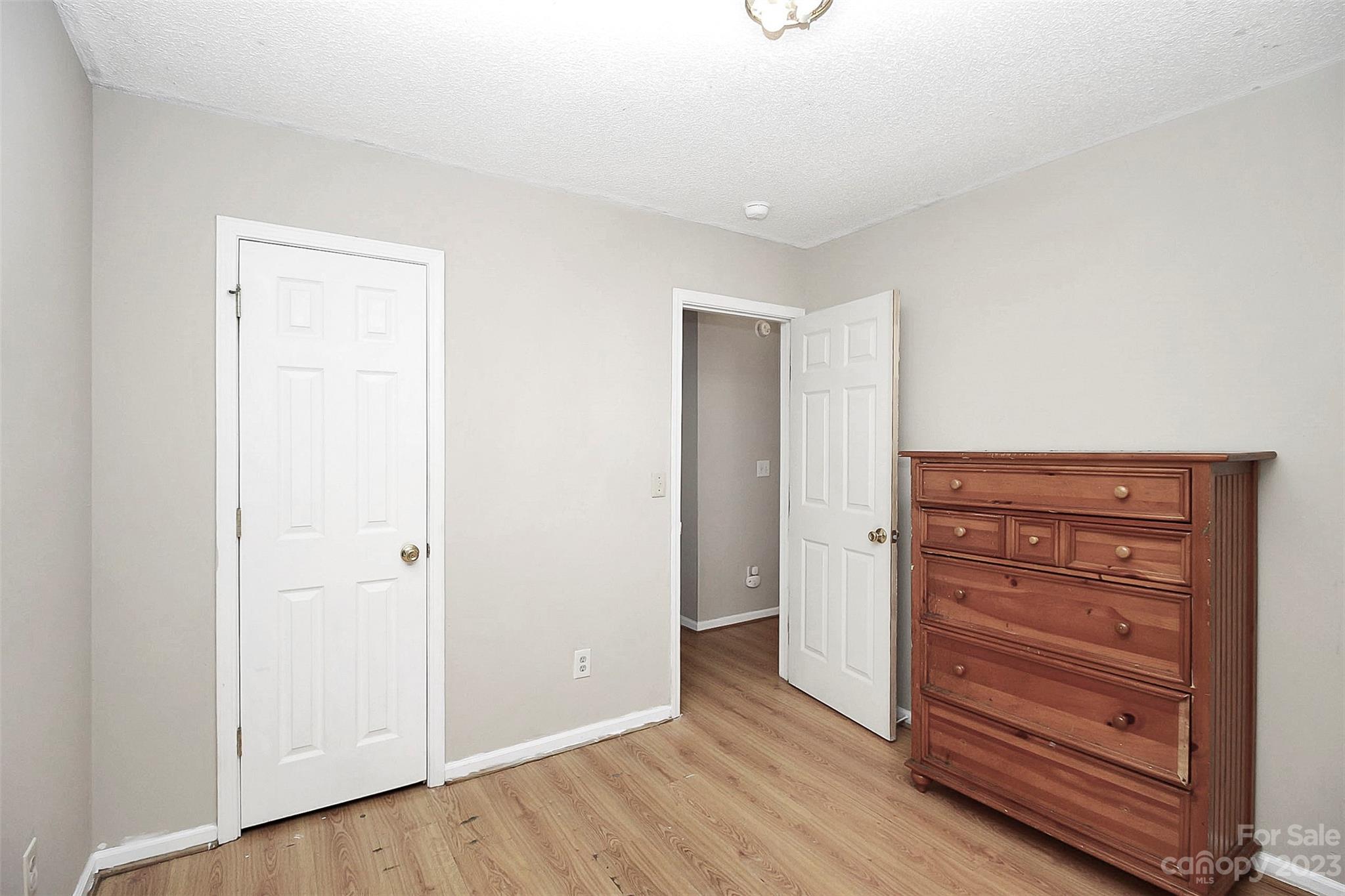 Longview Oaks - Residential