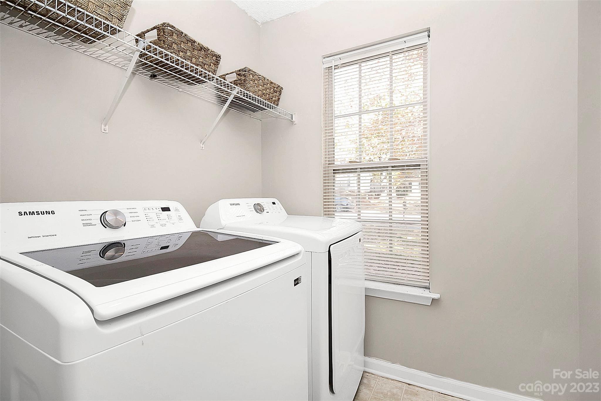 Longview Oaks - Residential