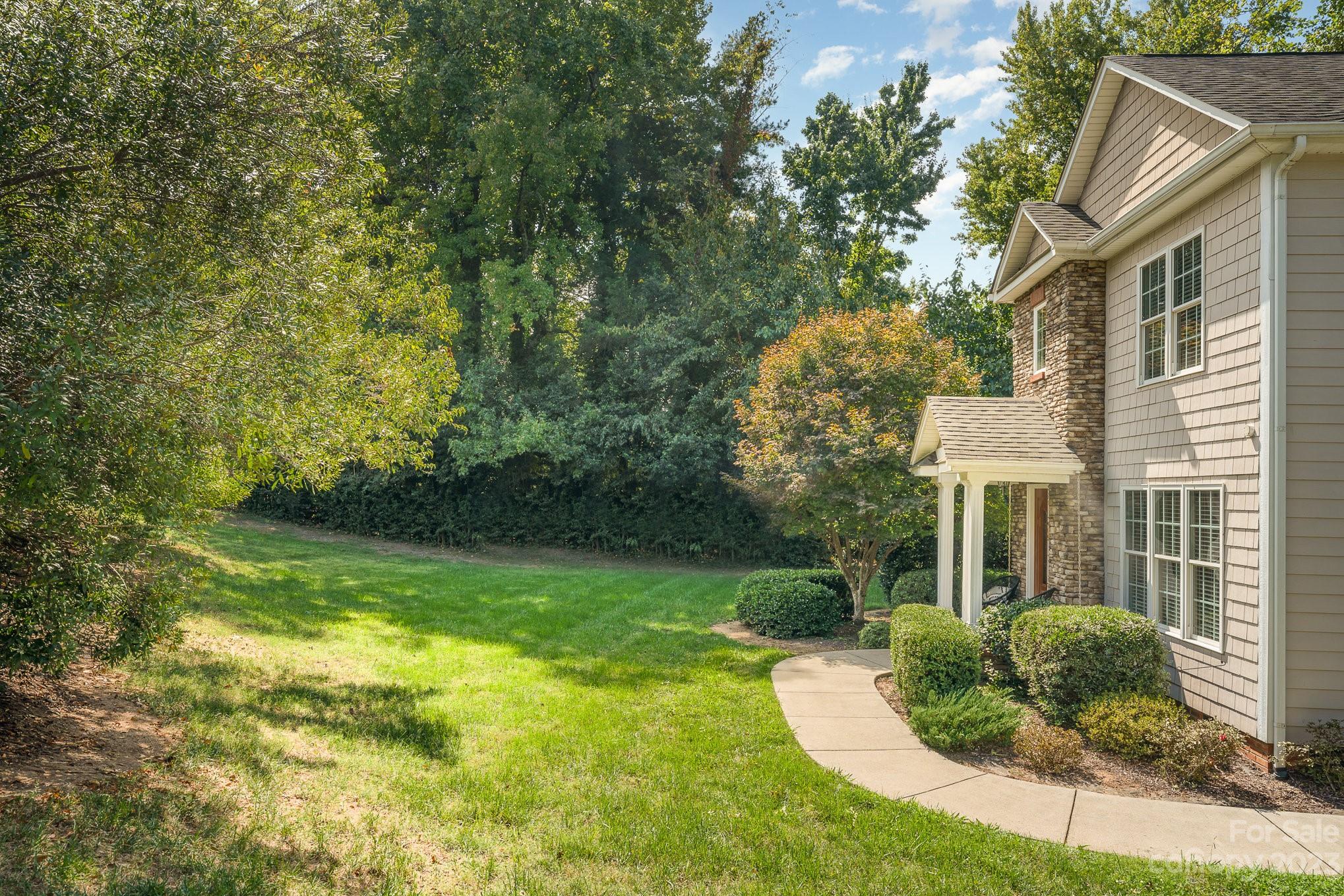 Beverly Woods - Residential