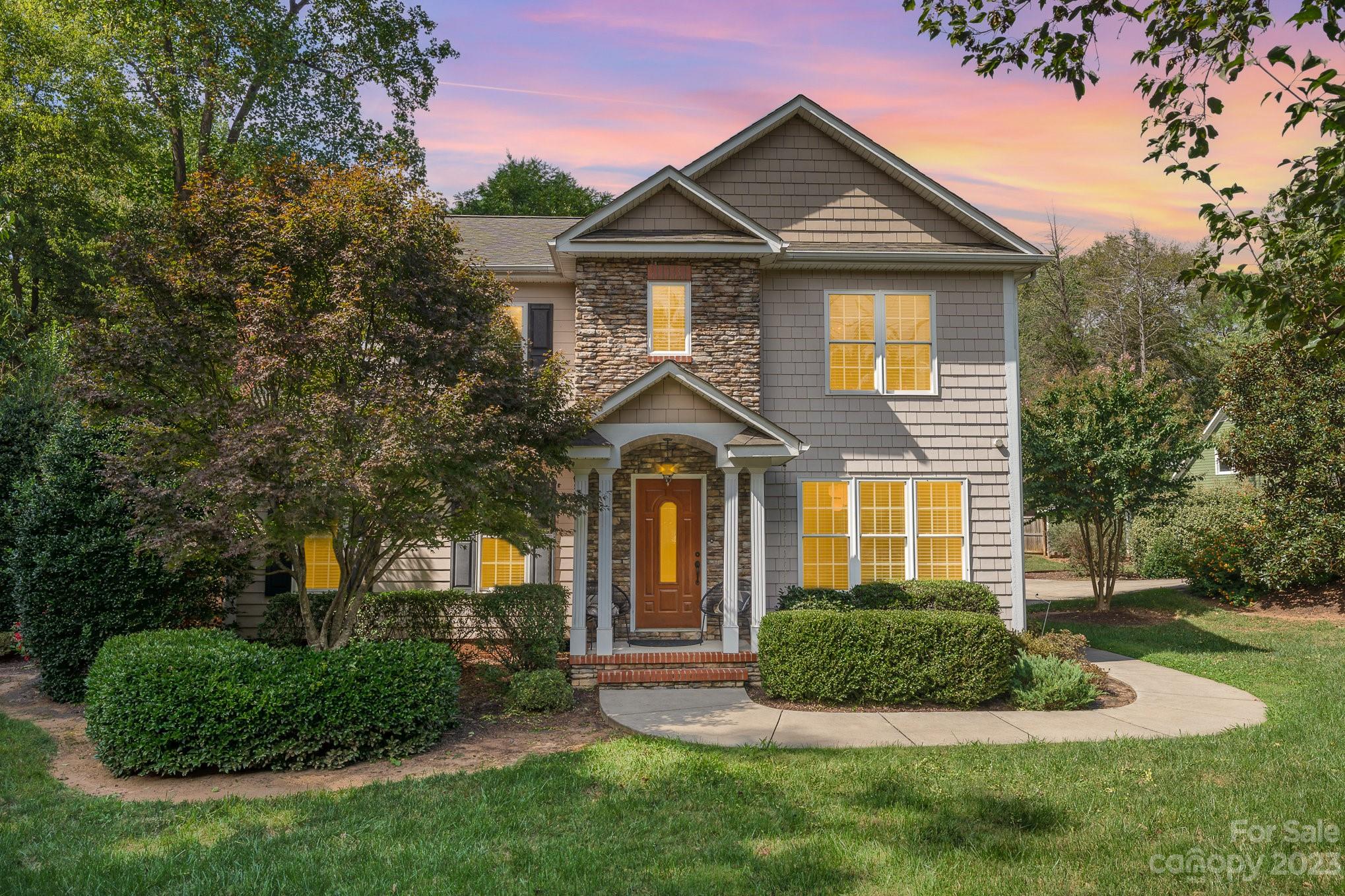 Beverly Woods - Residential