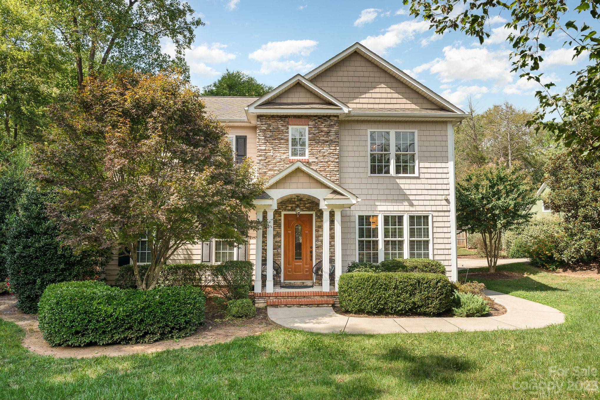 Beverly Woods - Residential