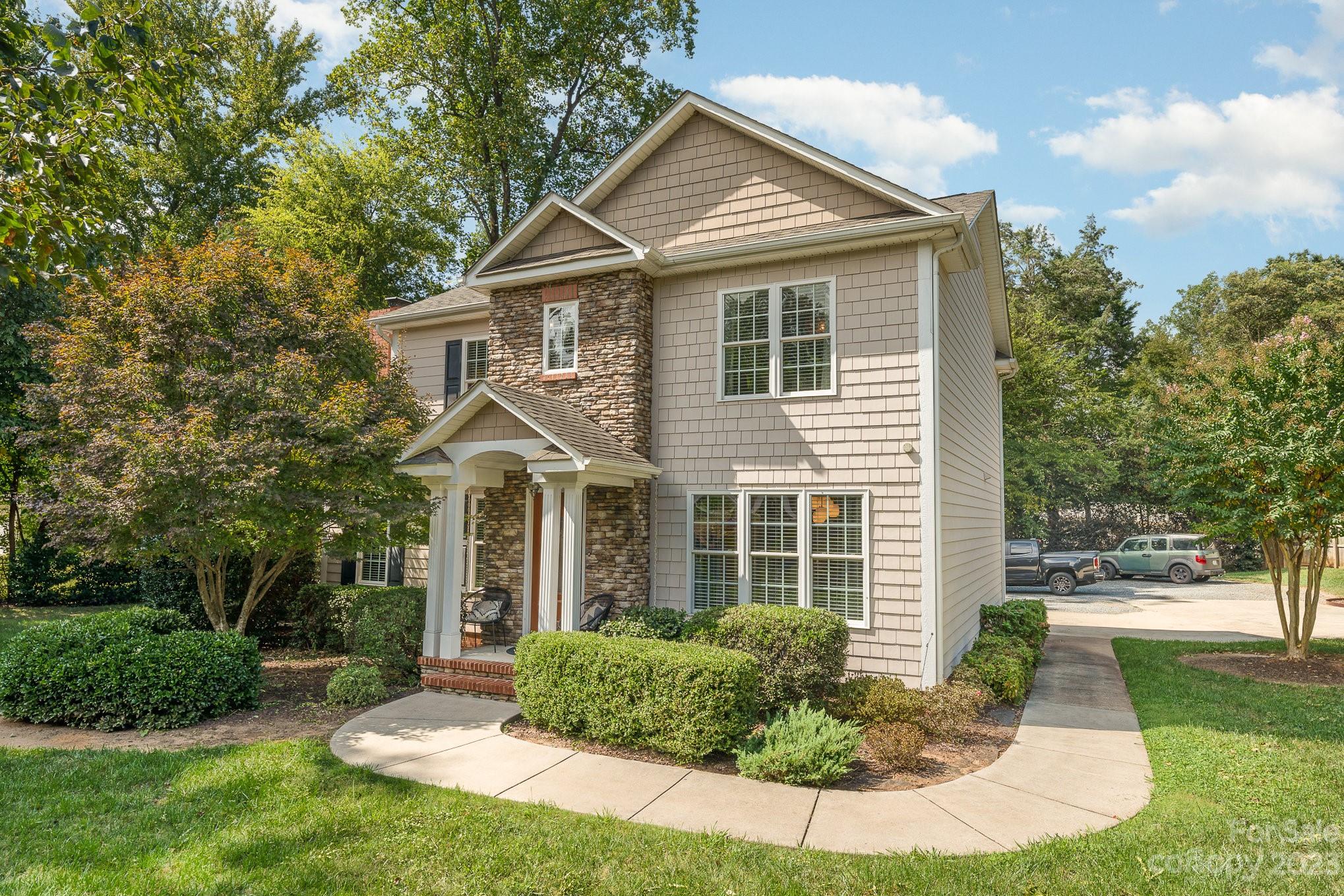 Beverly Woods - Residential