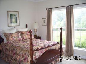 Strawberry Hill Farm Estates - Residential