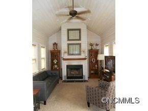 Strawberry Hill Farm Estates - Residential