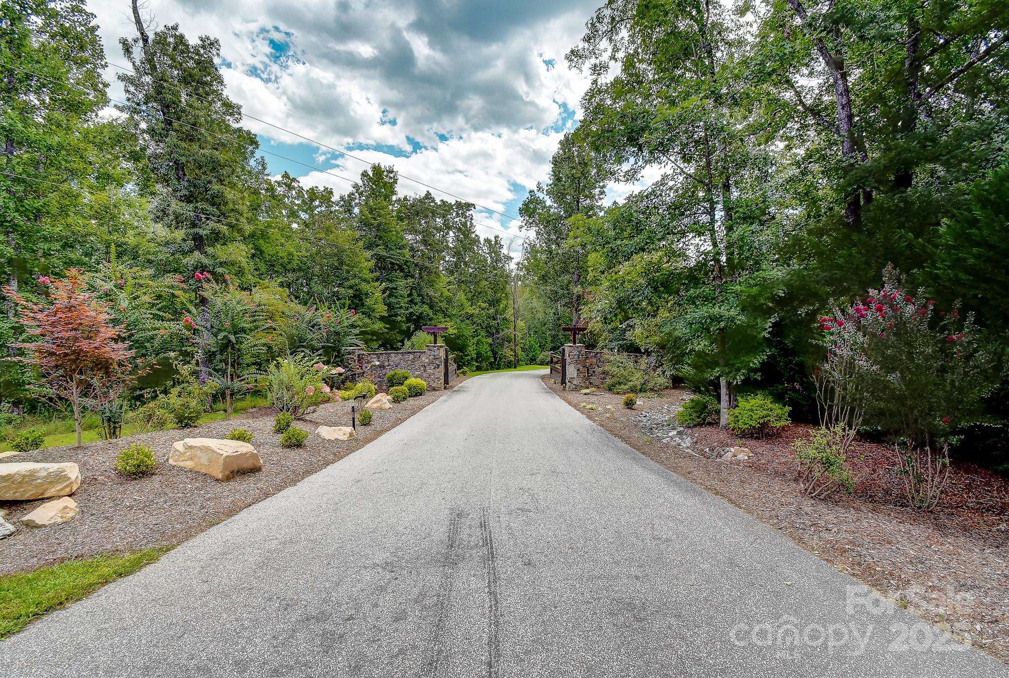 The Peninsula at Lake James - Land