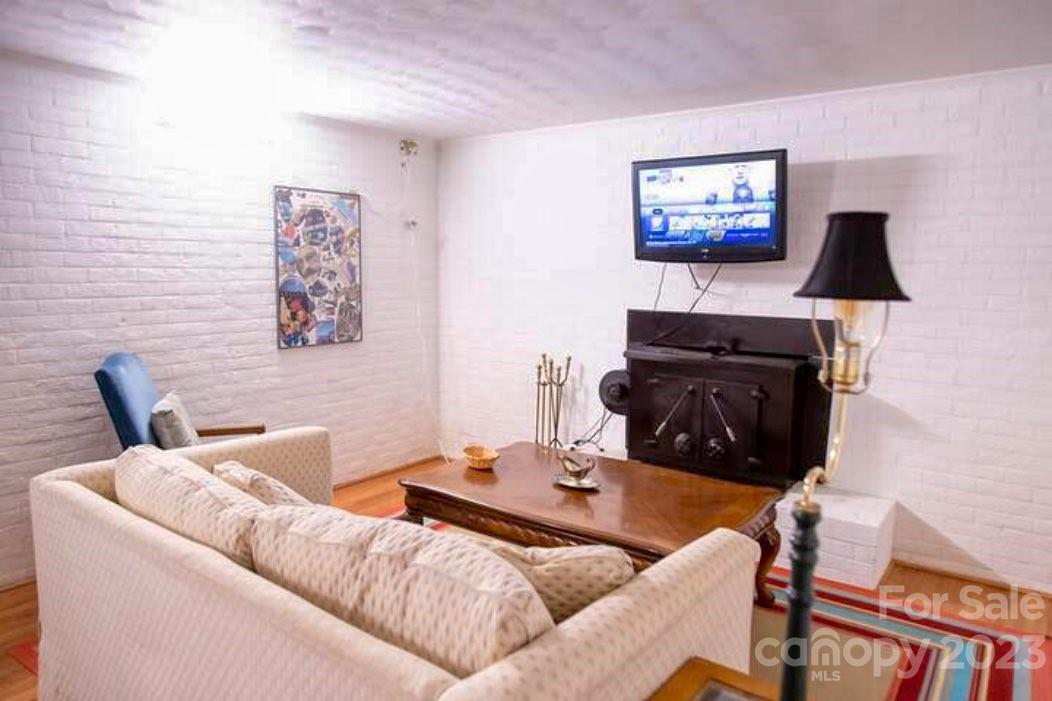 Sharonbrook - Residential