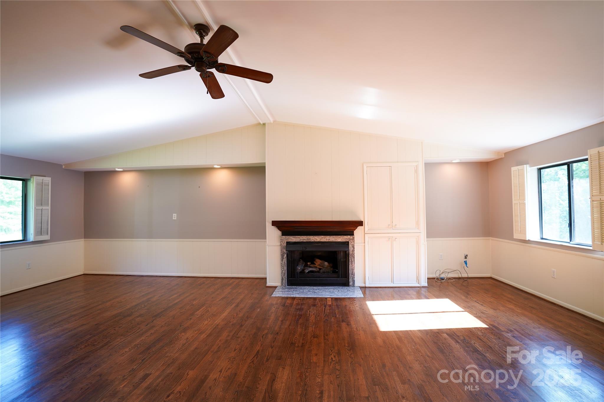 262 Rooster Cove
