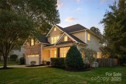 2105 Lanier Avenue Charlotte NC 28205