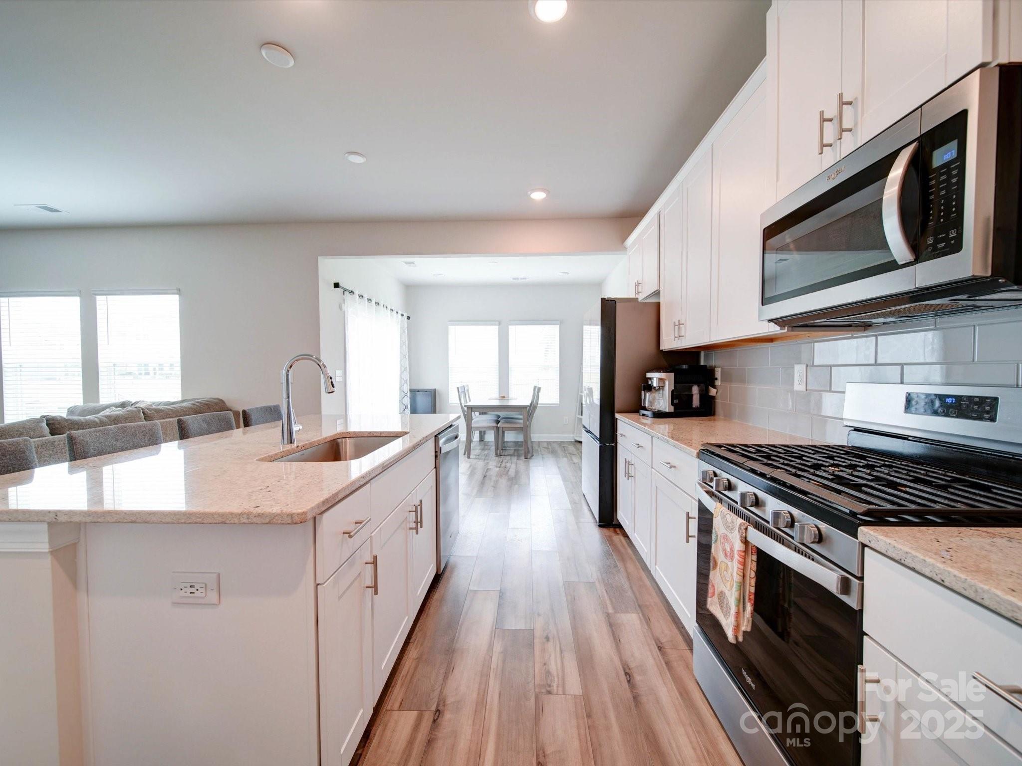 102 Guardian Gate Drive