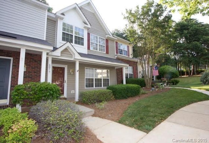 Spacious and move-in ready townhouse with an open layout that makes for easy entertaining and living. Great location with easy commute to major interstates & highways, shopping, and dining options. This community has a large swimming pool and gazebo area for its residents to enjoy. This home is ready for it's next owner. Schedule an appointment today! This home is priced right and will sell quickly!
