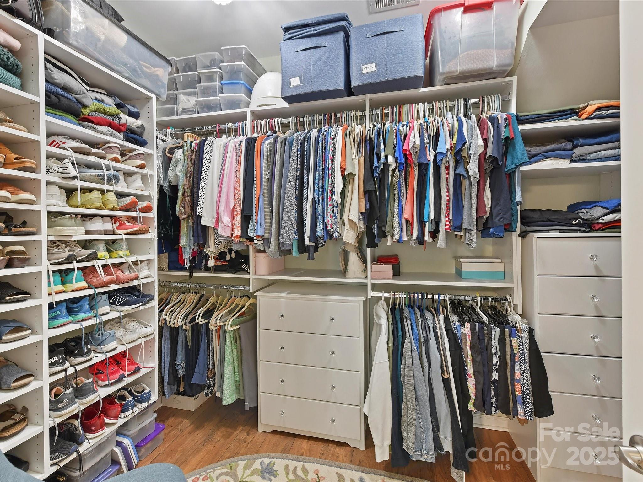 Tree Tops - Residential