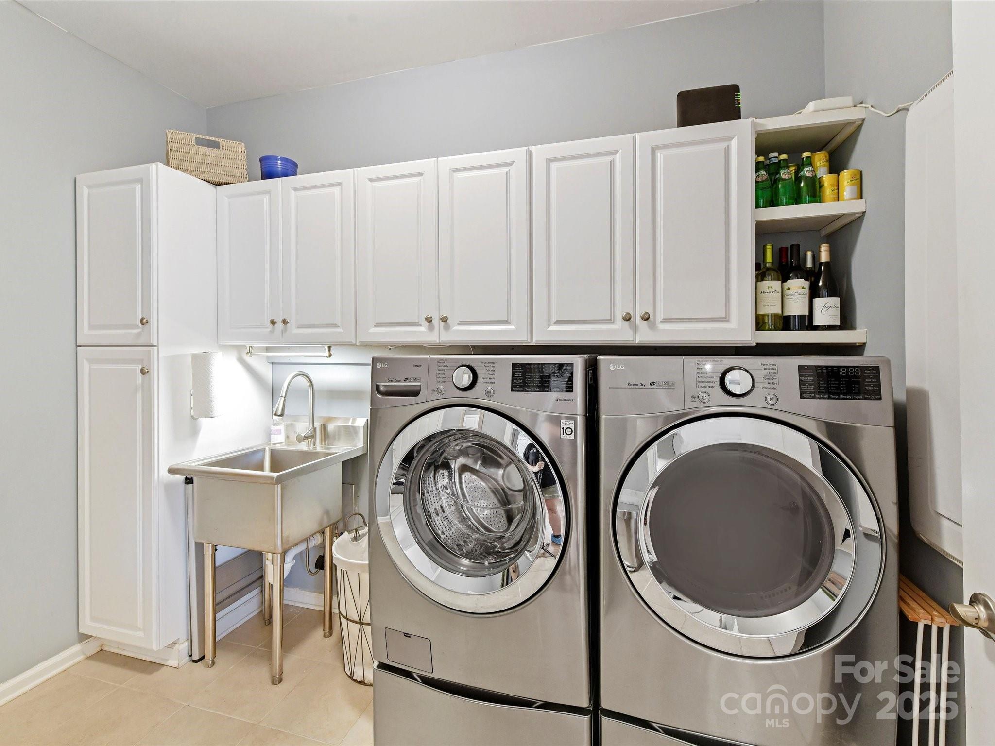 Tree Tops - Residential