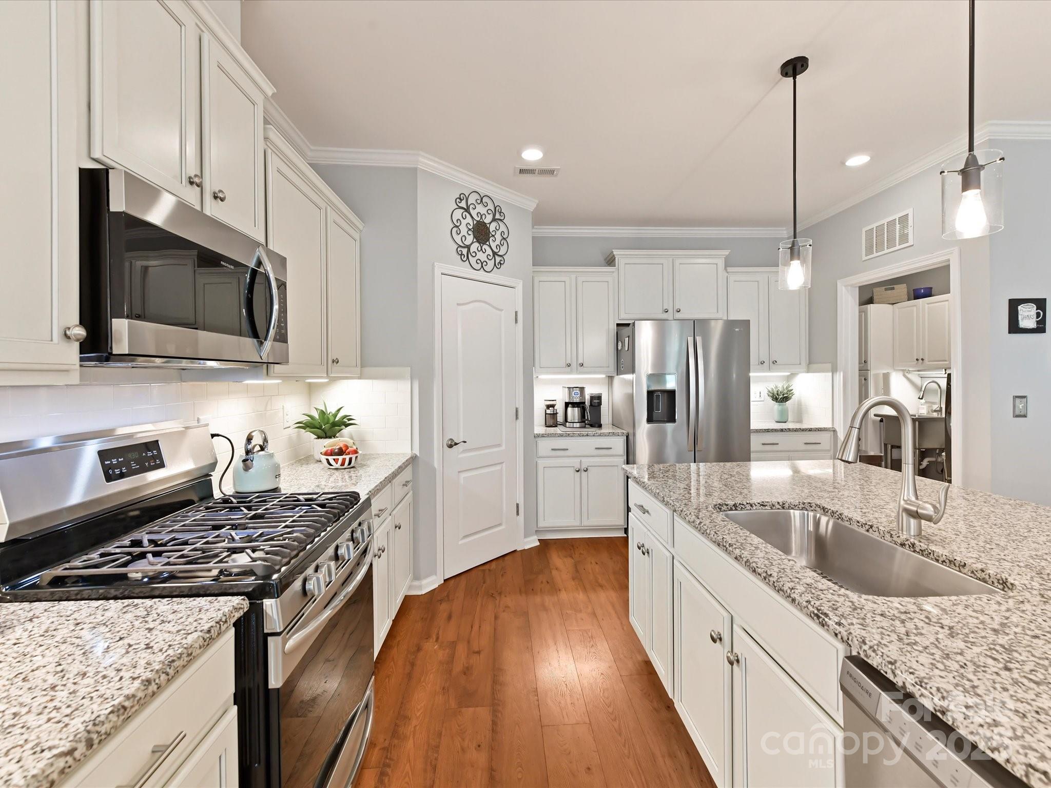 Tree Tops - Residential