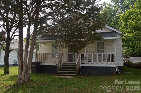 208 WILSON ST UNIT B, STATESVILLE, NC 28677 - Image 4bd785dfd24495095ab1f227d1d7c7bf/451563136