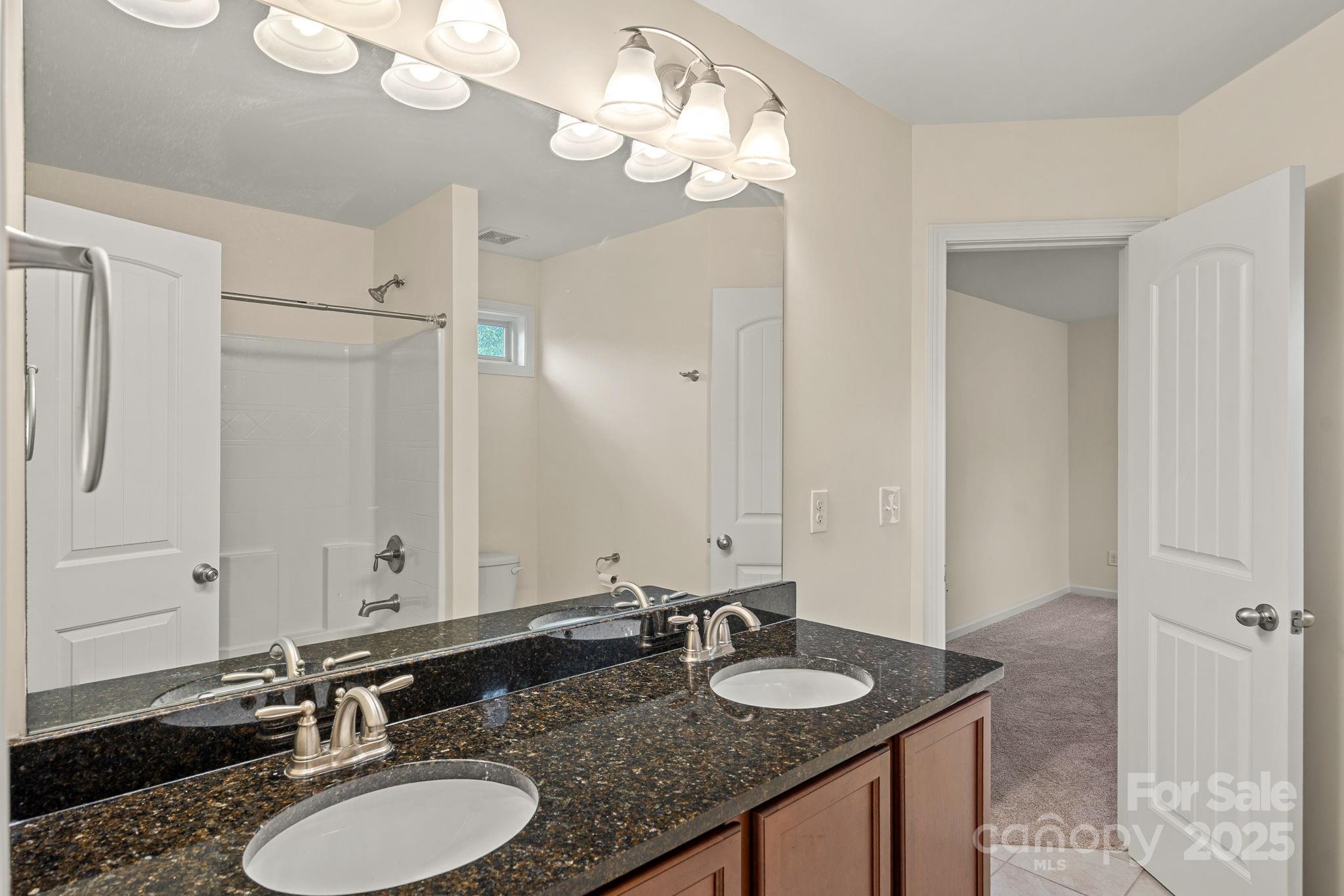 Lakebridge - Residential