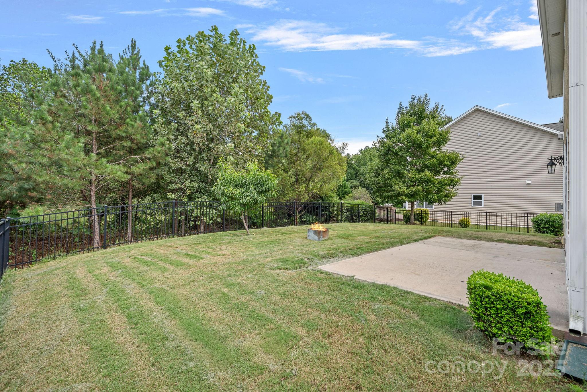 Lakebridge - Residential